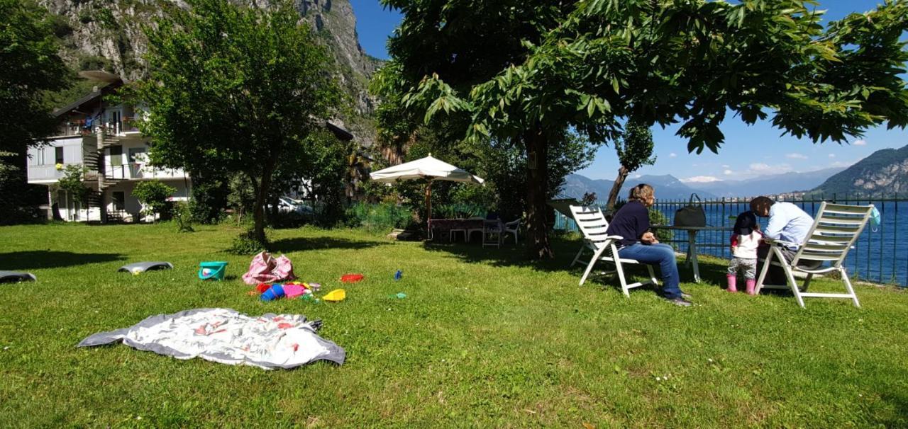 L For Lake Mandello del Lario Exterior photo