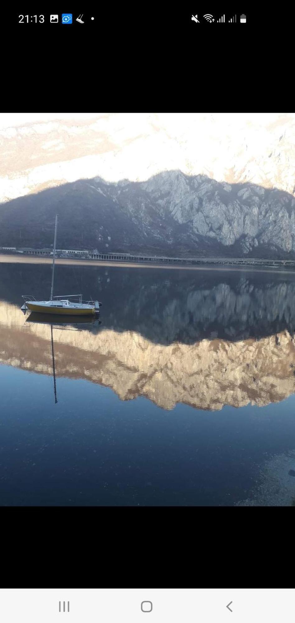 L For Lake Mandello del Lario Room photo